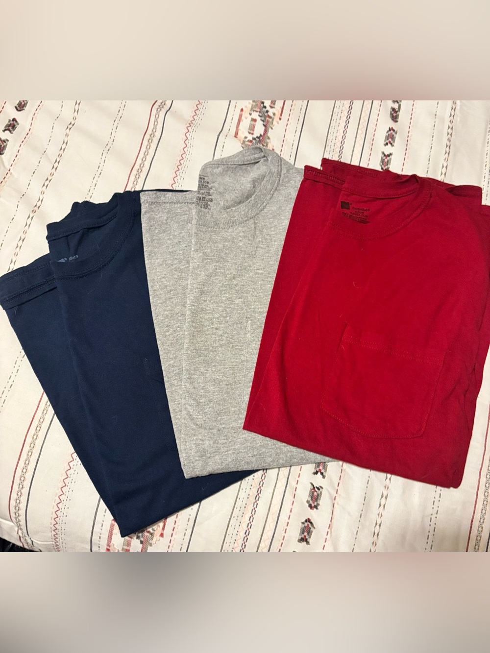🧺 3‑Pack Hanes ComfortSoft Pocket Tee Bundle — Navy, Gray & Red (Men’s M)